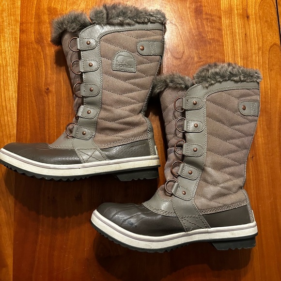 Sorel Boot - Picture 3 of 7